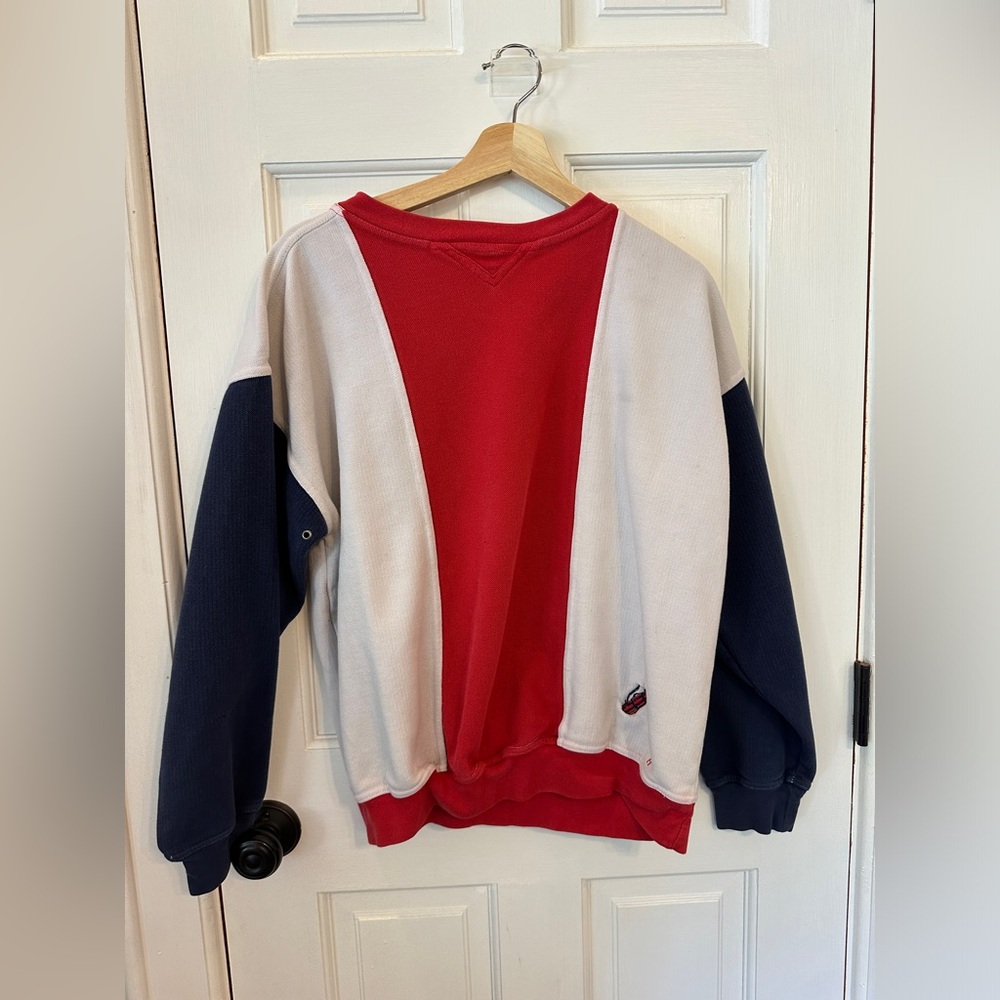Red white and blue vintage sweatshirt